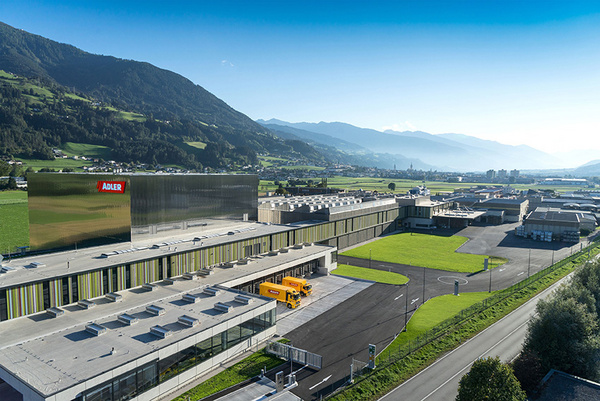 Die Adler Lackfabrik in Schwaz, Österreich
