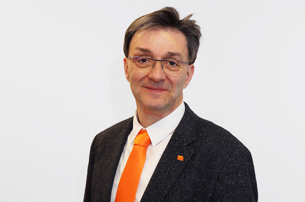 Porträtfoto Geschäftsführer Jan Eckoldt