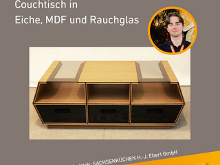 Die Gute Form 2025: Marcus Schlappa, Flurschrank mit Garderobe in Kirschbaum und Ahorn 
